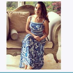 Meet your Posher, Gol-noush